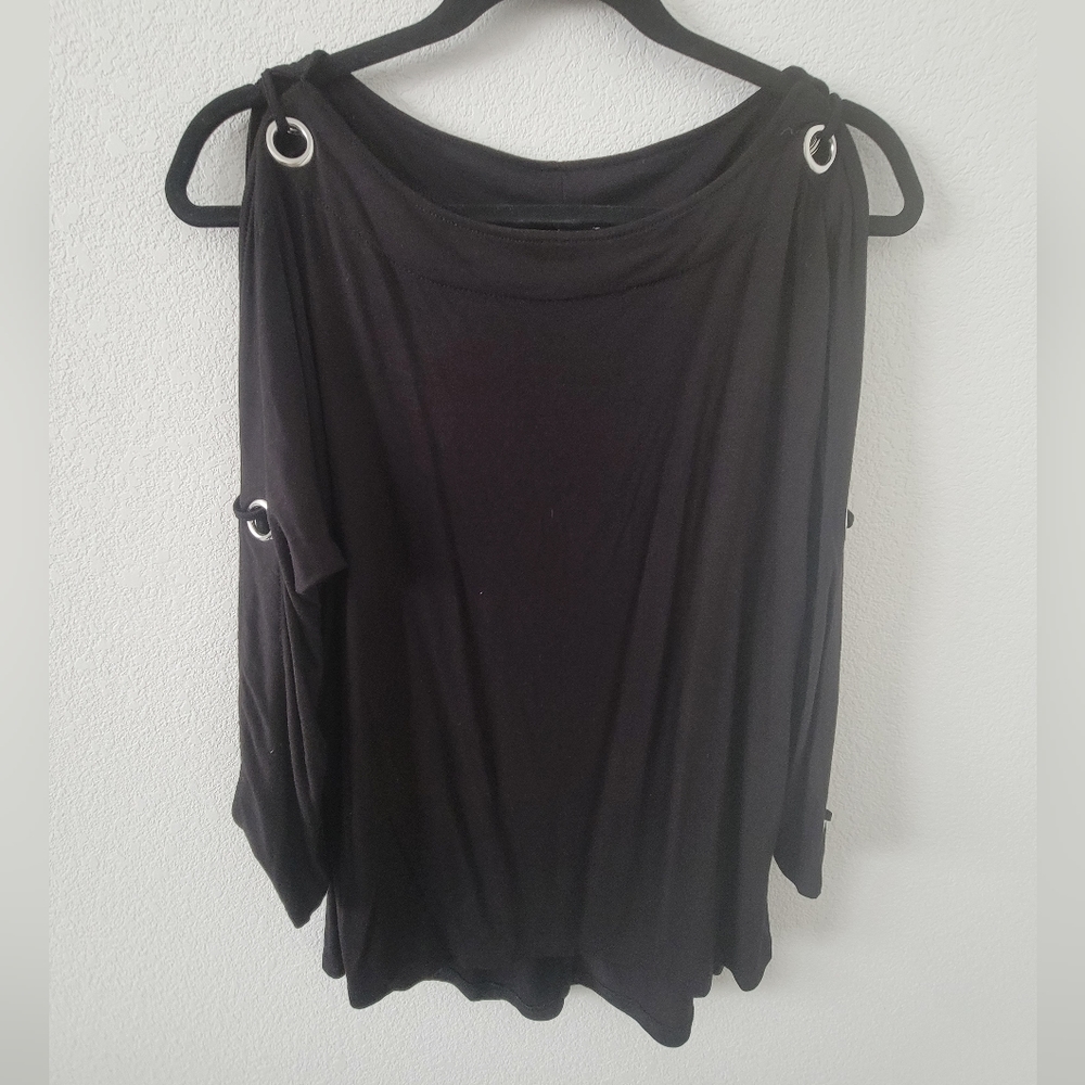 Cold shoulder black top